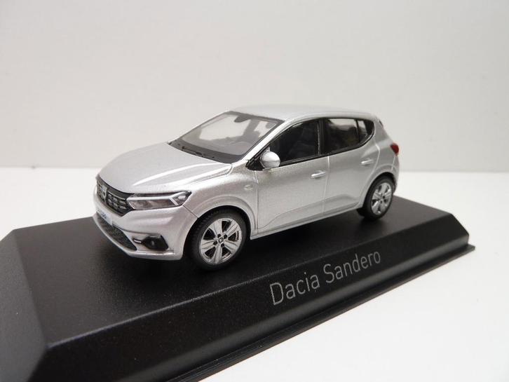 Dacia Sandero  ''  Norev '', Hobby en Vrije tijd, Modelauto's | 1:43, Zo goed als nieuw, Auto, Norev, Ophalen of Verzenden