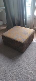 Stijlvolle vierkante poef, Ophalen, Gebruikt, 50 tot 75 cm, Vierkant