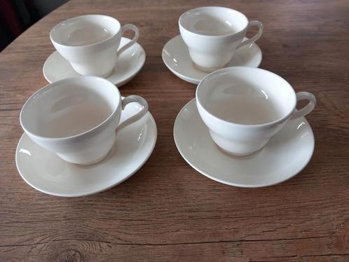 wedgwood traditional plane kop en schotel, Huis en Inrichting, Keuken | Servies, Zo goed als nieuw, Kop(pen) en/of Schotel(s)