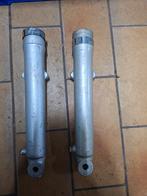 2 onderpoten links honda ss50, Fietsen en Brommers, Ophalen of Verzenden