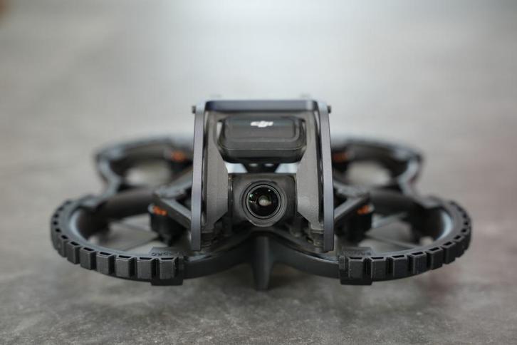 DJI Avata + Care Refresh, Audio, Tv en Foto, Drones, Zo goed als nieuw, Ophalen of Verzenden