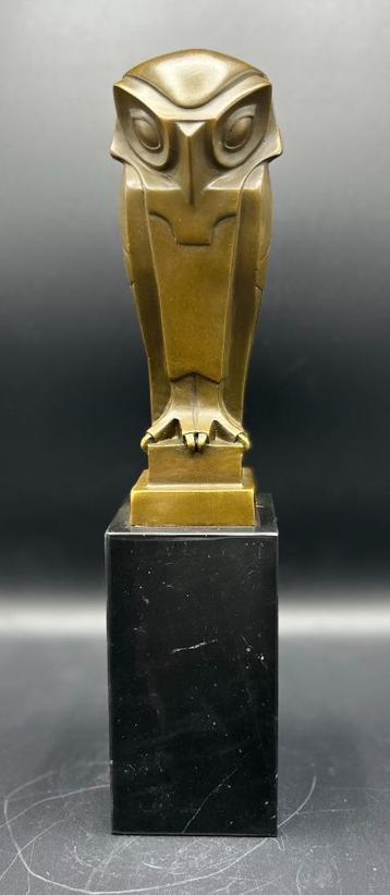 Bronzen Art-Deco stijl uil. beschikbaar voor biedingen