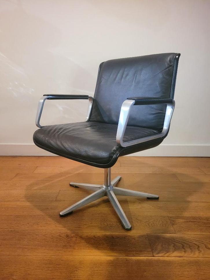 Vintage Delta Design 2000 fauteuil van Wilkhahn, Huis en Inrichting, Fauteuils, Gebruikt, Kunststof, Metaal, 50 tot 75 cm, 75 tot 100 cm