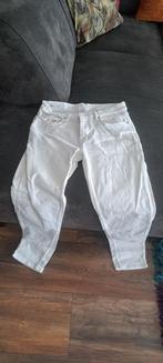 Zara Witte Broek - Maat 42, Kleding | Dames, Broeken en Pantalons, Maat 42/44 (L), Ophalen of Verzenden, Lang, Gedragen