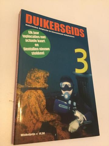 Duikersgids met nederlandse duikstekken beschikbaar voor biedingen