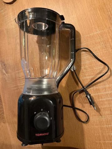 Tomado blender met kunststof kan beschikbaar voor biedingen
