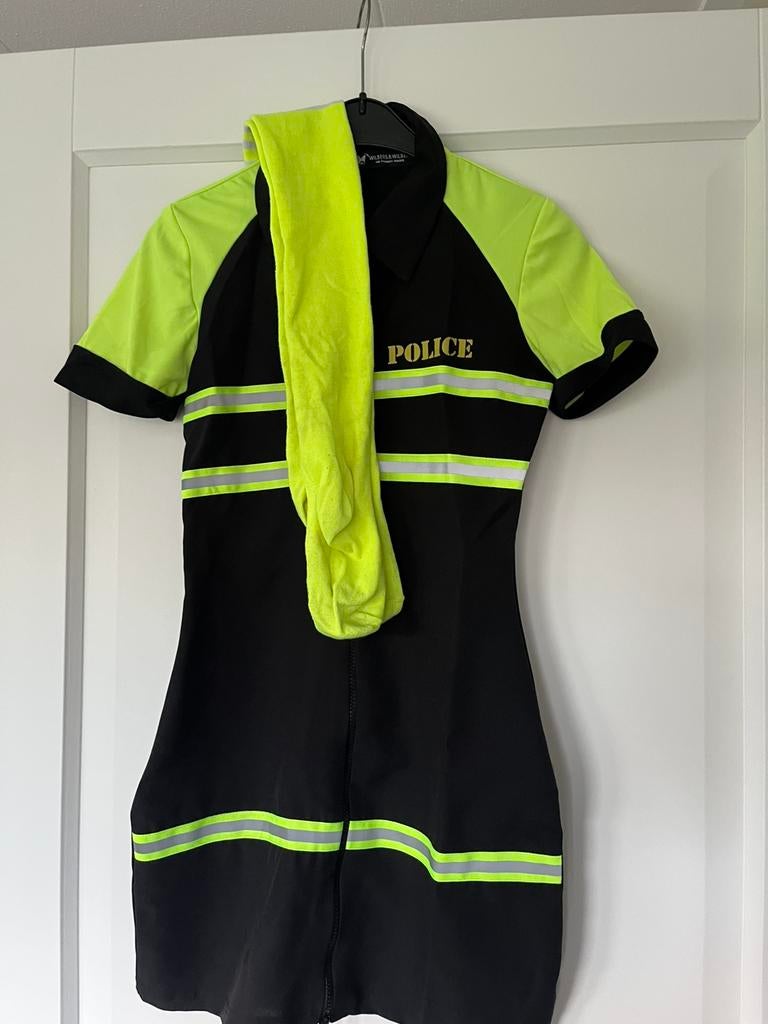 Carnaval politiejurk maat 36 met lange sokken, Ophalen, Zo goed als nieuw, Maat 36 (S), Carnaval