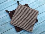 Handmade gehaakte pannenlappen bruin beige leren lusje haken, Ophalen of Verzenden, Nieuw, Haken