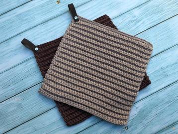 Handmade gehaakte pannenlappen bruin beige leren lusje haken beschikbaar voor biedingen