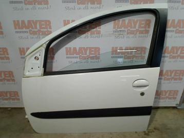 Portier Links Voor Toyota Aygo (B10) (2005-07/2014-05) beschikbaar voor biedingen