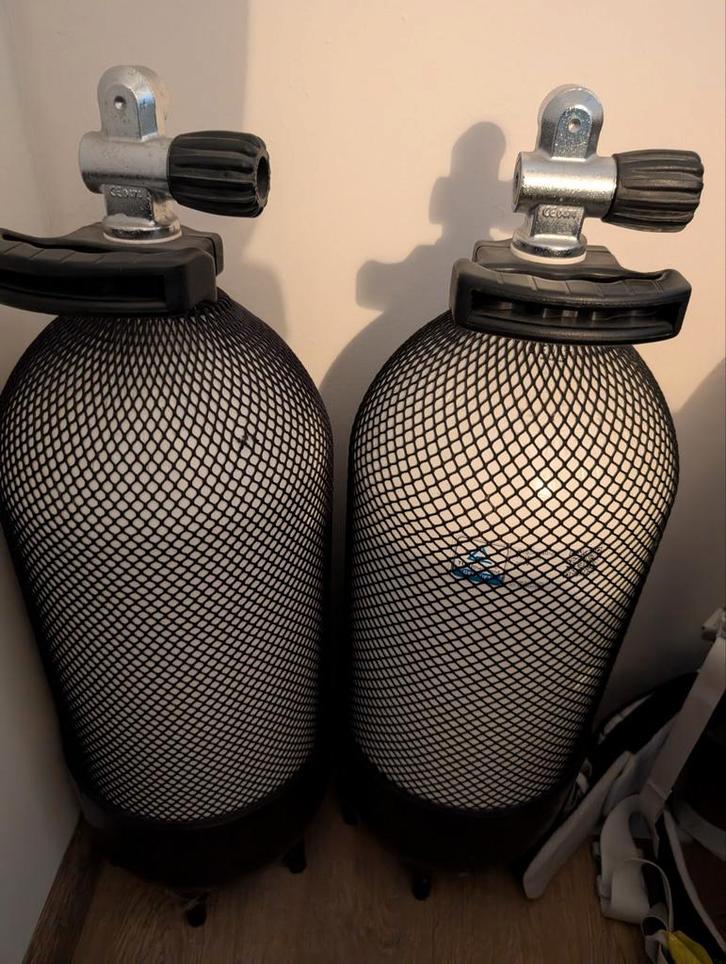 Twee duikflessen 12 liter, Watersport en Boten, Duiken, Duikfles, Ophalen