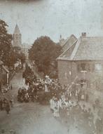 Düsseldorf met Sankt Margaretha Kirche | Foto op karton, Verzenden, Voor 1920, Ongelopen
