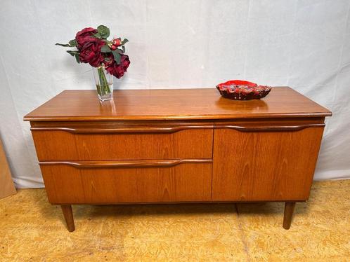 Gratis bezorging! Mid-Century Retro Vintage Teak Klein Dress, Huis en Inrichting, Kasten | Dressoirs, Gebruikt, 100 tot 150 cm