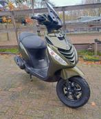 Nette Piaggio Zip 4-takt, Fietsen en Brommers, Scooters | Piaggio, Ophalen, Zo goed als nieuw, Benzine, Zip