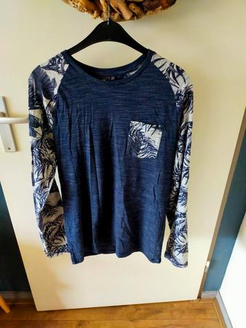 Donker blauwe longsleeve merk we maat m beschikbaar voor biedingen