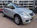 Mercedes-benz A-KLASSE A 150 CLASSIC / STOELVERW. / AIRCO /, Auto's, Voorwielaandrijving, Stoelverwarming, 400 kg, Handgeschakeld