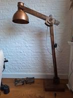 Fraaie lamp met koperkleurige kap, Ophalen of Verzenden, Zo goed als nieuw