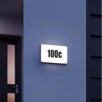Buitenlamp met schemersensor  beschikbaar voor biedingen