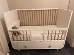 Complete babykamer : meegroeibed + commode + kast +Tapijt, Kinderen en Baby's, Kinderkamer | Complete kinderkamers, Ophalen, Zo goed als nieuw