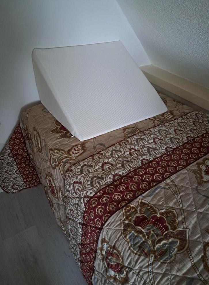 Elonea Orthopedisch Rugsteunkussen 30-50-60 cm, Huis en Inrichting, Slaapkamer | Beddengoed, Zo goed als nieuw, Kussen, Eenpersoons