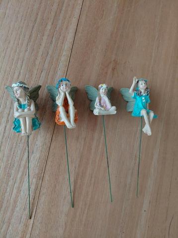 Flower fairy plantenstekers beschikbaar voor biedingen