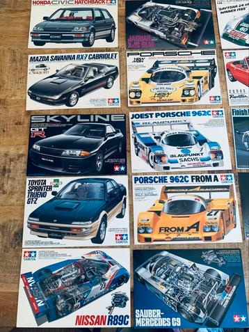 Modelauto- en vliegtuigkaarten beschikbaar voor biedingen