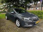 Opel Astra 1.4t Innovation! (150pk) 5-Drs! Navi! Winterpakke, Auto's, Opel, Te koop, 1399 cc, Zilver of Grijs, Airconditioning
