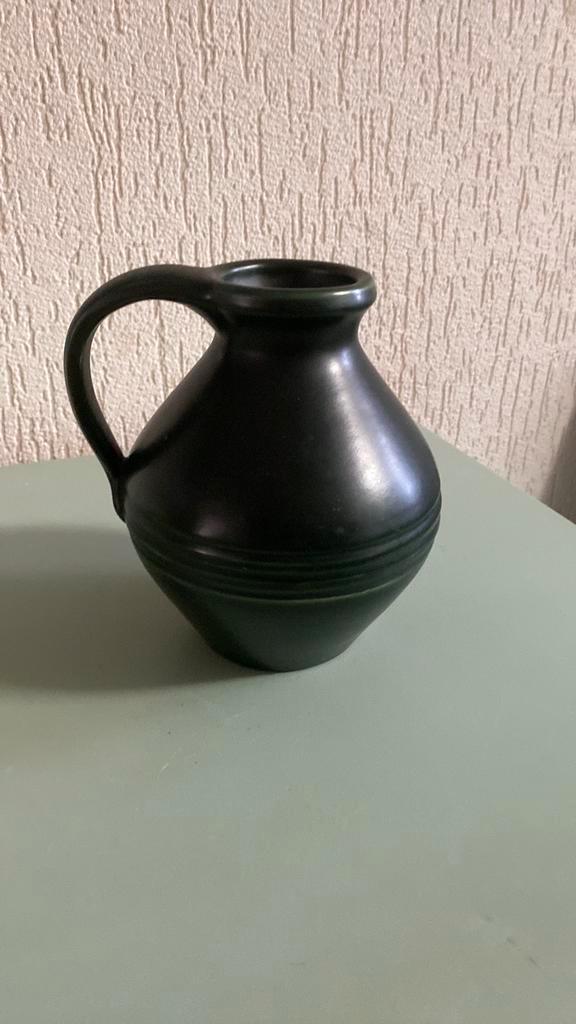 Donkergroen kannetje, Antiek en Kunst, Antiek | Keramiek en Aardewerk, Ophalen of Verzenden