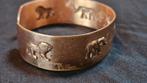 Koperen armband met leeuwen en olifanten, Ophalen of Verzenden, Gebruikt, Goud, Overige materialen