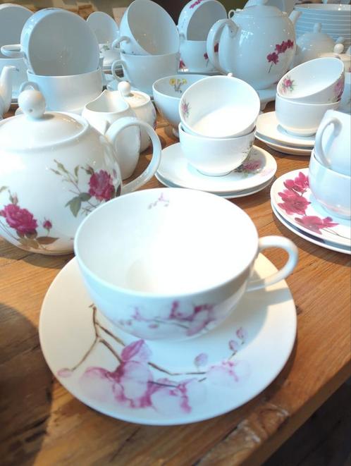50% korting op ons bloemen servies Orchideeën, rozen, hedera, Verzamelen, Porselein, Kristal en Bestek, Nieuw, Overige typen, Porselein