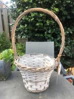 Leuke riet gevlochten mandiet hengsel van18 cm hoog, Huis en Inrichting, Woonaccessoires | Schalen en Manden, Rond, Mand, Ophalen of Verzenden