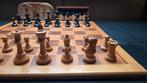 Vintage verzwaarde Staunton Schaakspel + schaakklok + dammen, Hobby en Vrije tijd, Een of twee spelers, Ophalen of Verzenden, Gebruikt