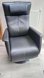 Prominent elektrische leren fauteuil maat L, Huis en Inrichting, Fauteuils, Ophalen, Minder dan 75 cm, Leer, Zo goed als nieuw
