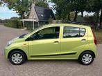 Daihatsu Cuore 1.0 5D apk10/10/2026 trekhaak, Voorwielaandrijving, Stof, 600 kg, 4 stoelen