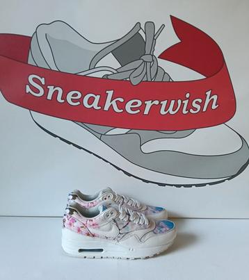 Nike Air Max 1 Cherry Blossom EU 36.5 beschikbaar voor biedingen