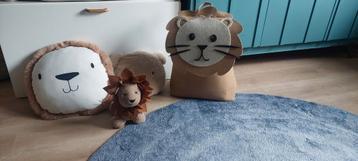 Bruin en beige accessoires voor kinderkamer beschikbaar voor biedingen