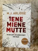 MJ Arlidge  Iene Miene Mutte, Boeken, Thrillers, MJ Arlidge, Zo goed als nieuw, Nederland, Verzenden