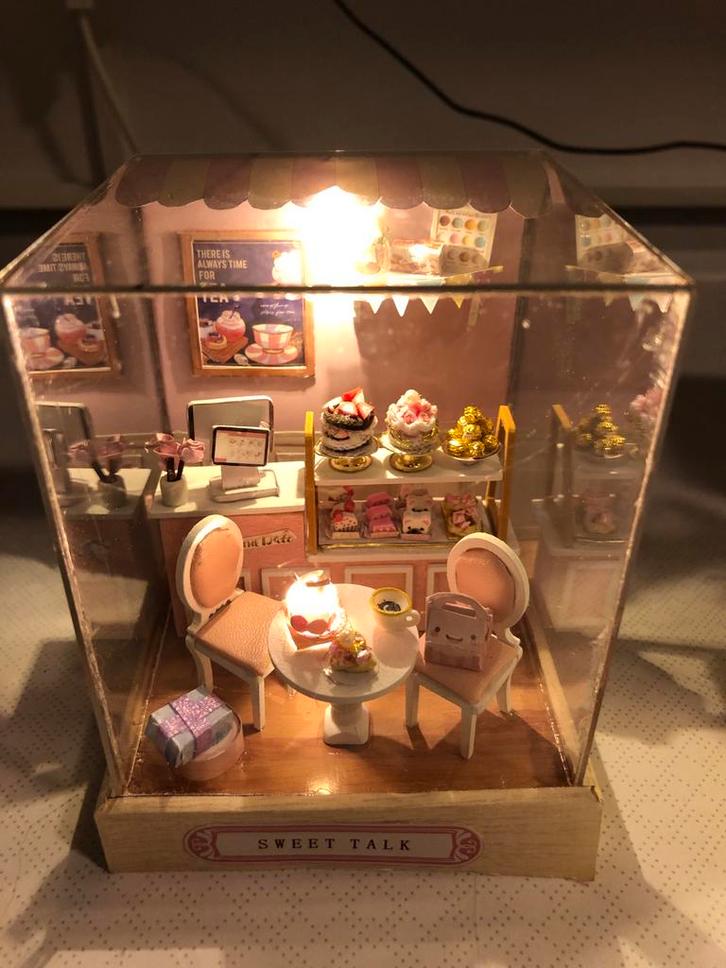 Glazen huisjes met licht - Kerstdecoratie, Hobby en Vrije tijd, Modelbouw | Overige, Nieuw, Ophalen