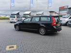 Volvo V70 2.0T R-Edition 203PK Xenon R-design Cruise, Auto's, Voorwielaandrijving, Euro 5, 4 cilinders, Zwart