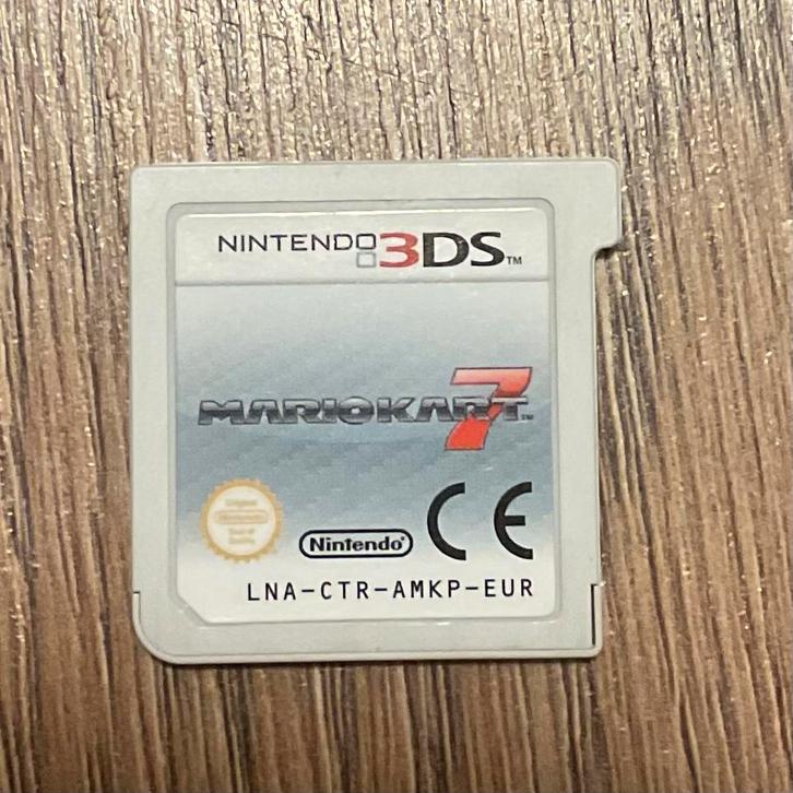 Mario Kart 7 - Nintendo 3DS, Spelcomputers en Games, Games | Nintendo 2DS en 3DS, Gebruikt, Racen en Vliegen, 3 spelers of meer