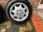 Mercedes w124 velgen met winterbanden, Gebruikt, 15 inch, Velg(en), Winterbanden