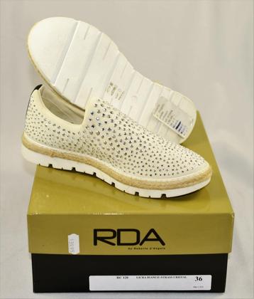 Witte Roberto D Angelo RC120 nieuw in doos maat 36 beschikbaar voor biedingen