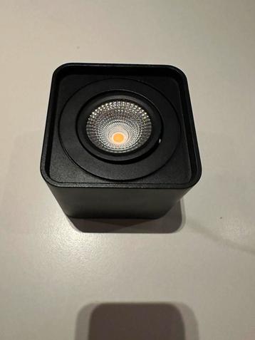 Moderne opbouwspot 6 stuks - verkoop per 3 beschikbaar voor biedingen