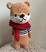 Gehaakte Eekhoorn met Rode Sjaal, Ophalen of Verzenden, Nieuw, Overige typen