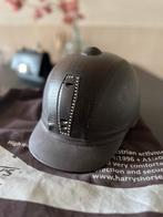 Paardrij Cap, Ophalen, Cap