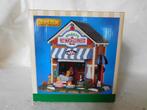 Lemax 53234 Sparky´s Pet Wash Express GA/4, Diversen, Kerst, Ophalen of Verzenden, Nieuw