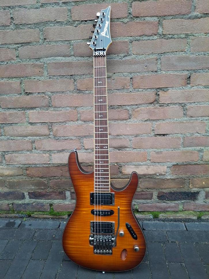 Ibanez S670FM - Snelle en veelzijdige gitaar, Muziek en Instrumenten, Snaarinstrumenten | Gitaren | Elektrisch, Gebruikt, Solid body