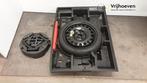 Krikset + reservewiel van een Opel Astra (Astra K 15-), Gebruikt, -, -, Opel
