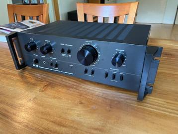 AKAI AM-2250 compleet gereviseerd in topstaat. beschikbaar voor biedingen