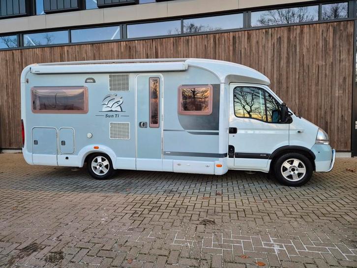 Knaus Sun TI 650 MF Renault 3.0L  Garage 78DKM 1e eigenaar, Caravans en Kamperen, Campers, Particulier, tot en met 4, Half-integraal